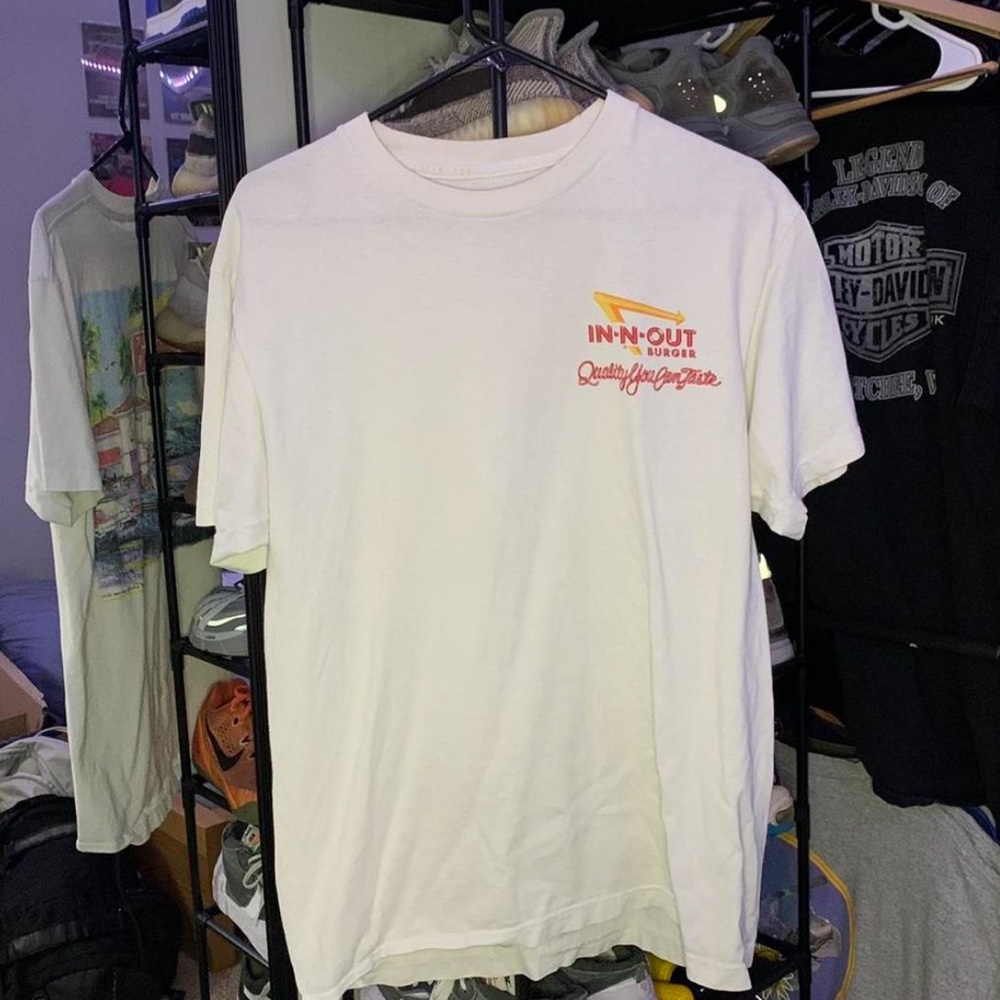 IN-N-OUT T-shirt ✅